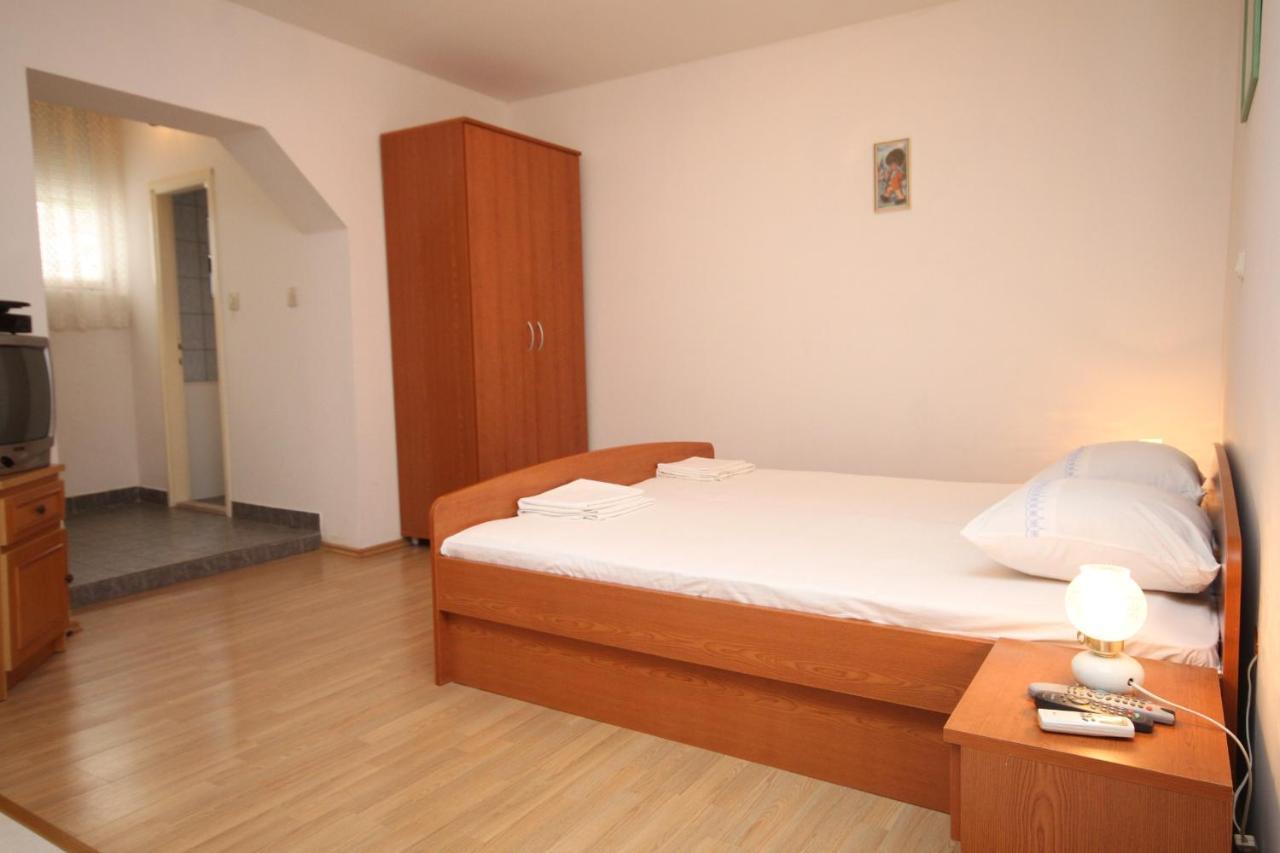 Apartments With A Parking Space Makarska - 6696 Exterior foto